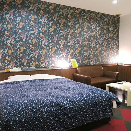 Hotel Carnival Metabaru Eksteriør bilde